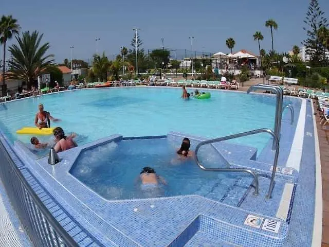 מלון Santa Clara 5*