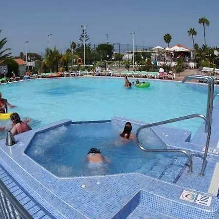 Ξενοδοχείο Santa Clara 5*